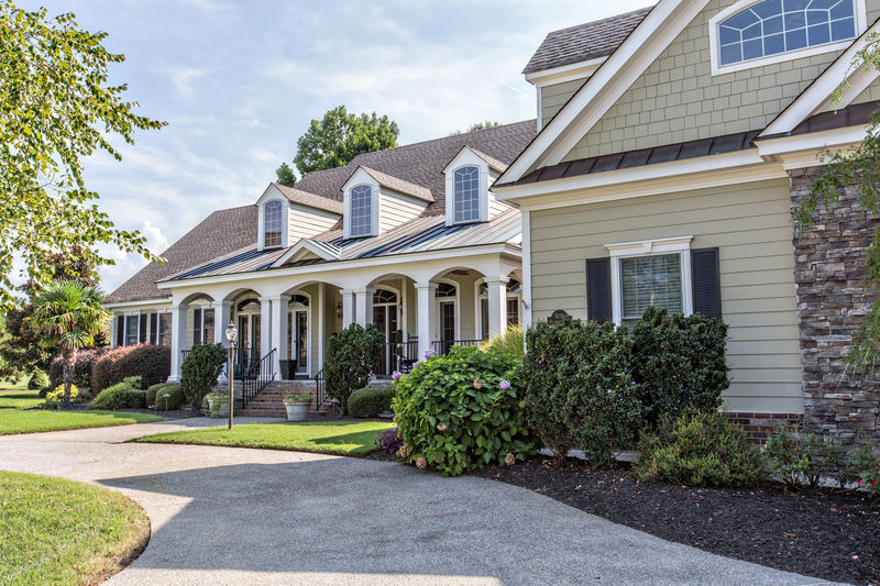 Riverfront Home For Sale 5108 Waterford Place